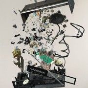 Юный техник Todd Mclellan