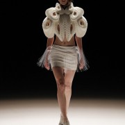 Iris-van-Herpen-summer-2012-18